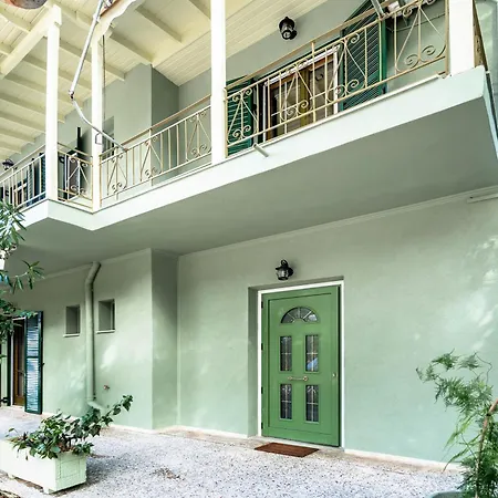 Old Boat Double 10 Appartement Nikiana